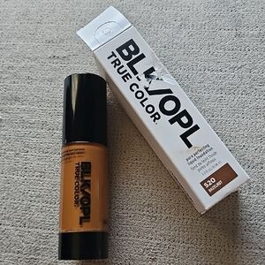 BLK/OPL True Color Foundation - 520 Hazelnut #24